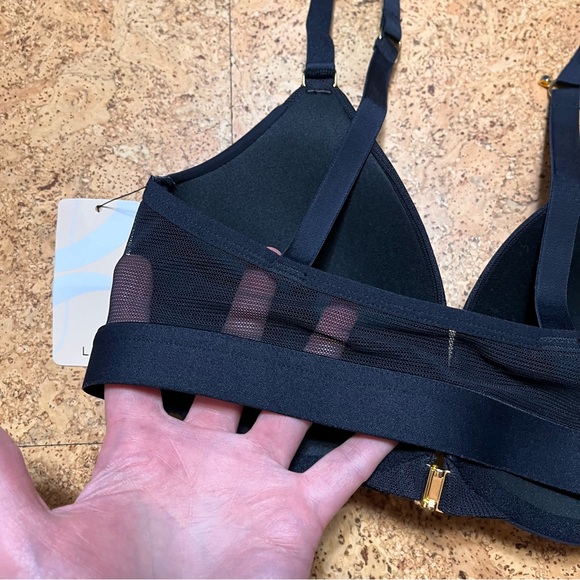 Lively The Front Close No Wire Bra NWT In Jet Black Sz 32DD - Picture 7 of 13